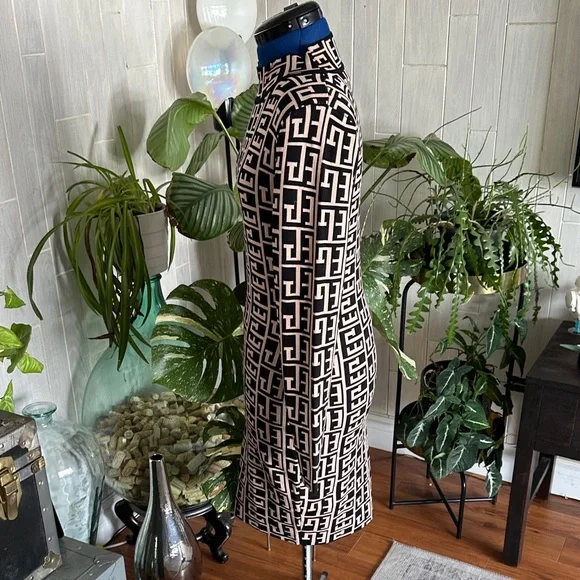 Geometric Mock Neck Long Sleeve Dress - Black & Cream - Picture 4 of 8